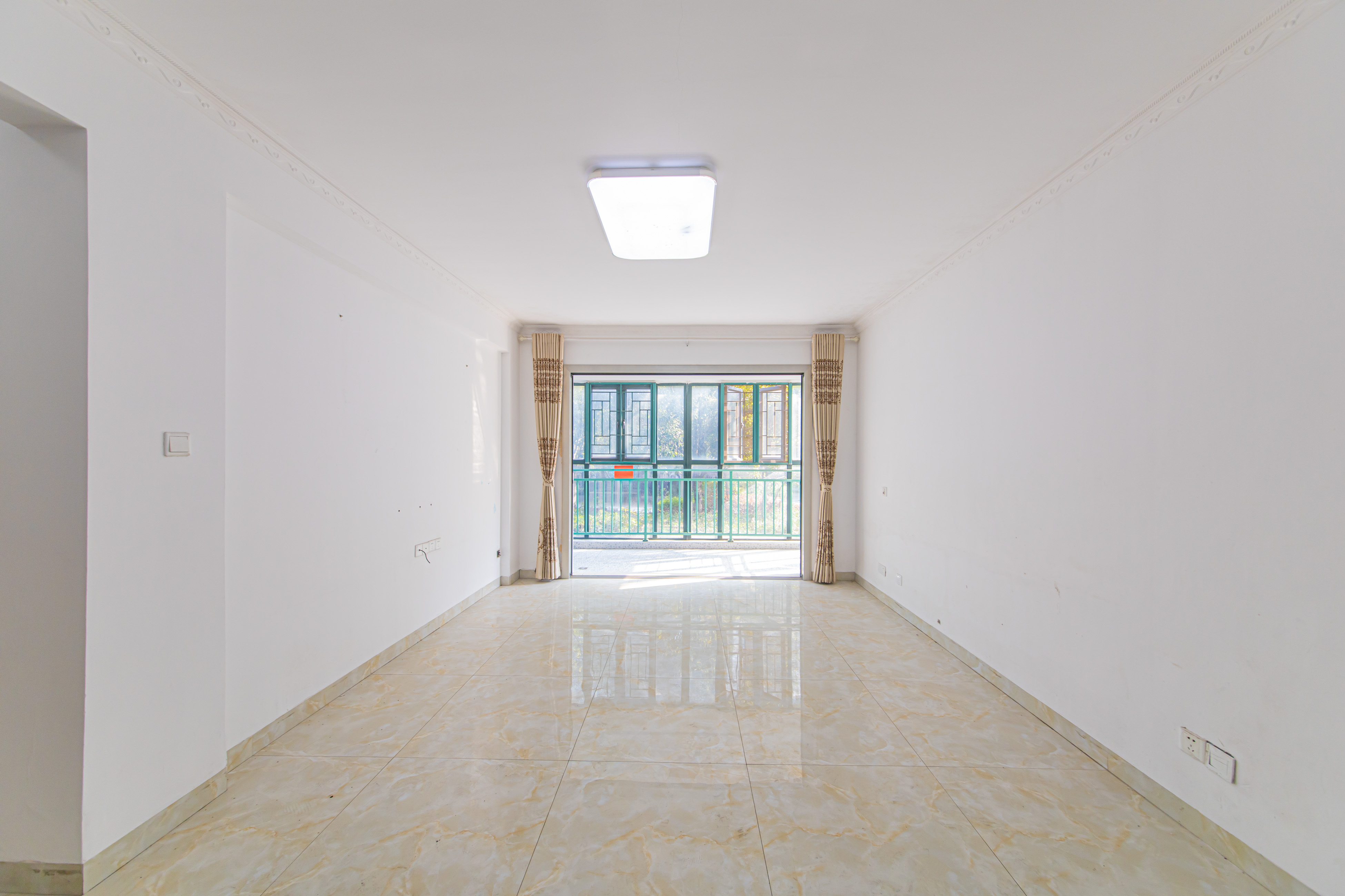 华电湘苑  3室2厅1卫    90.0万