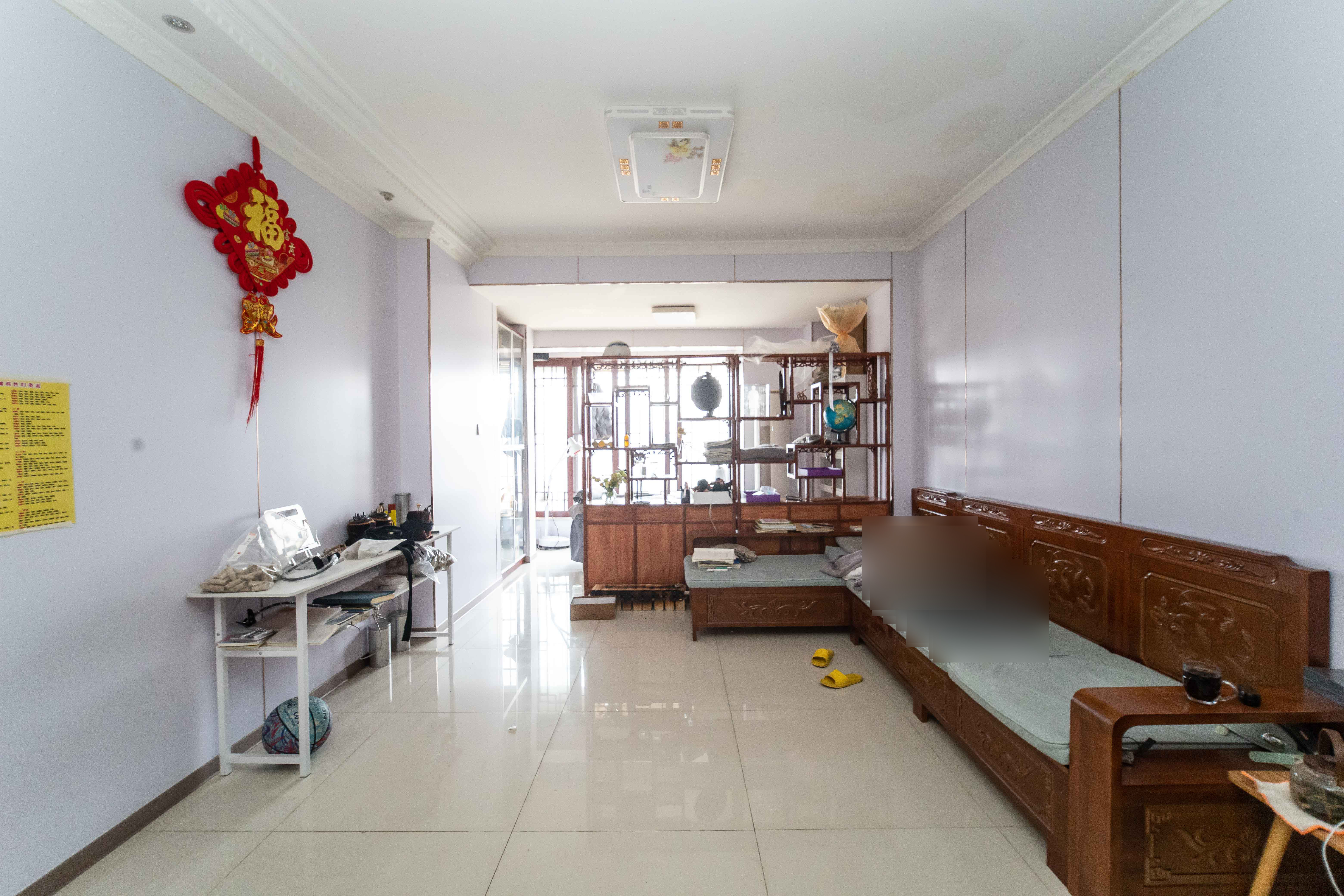 上河国际C区  3室2厅2卫    90.0万