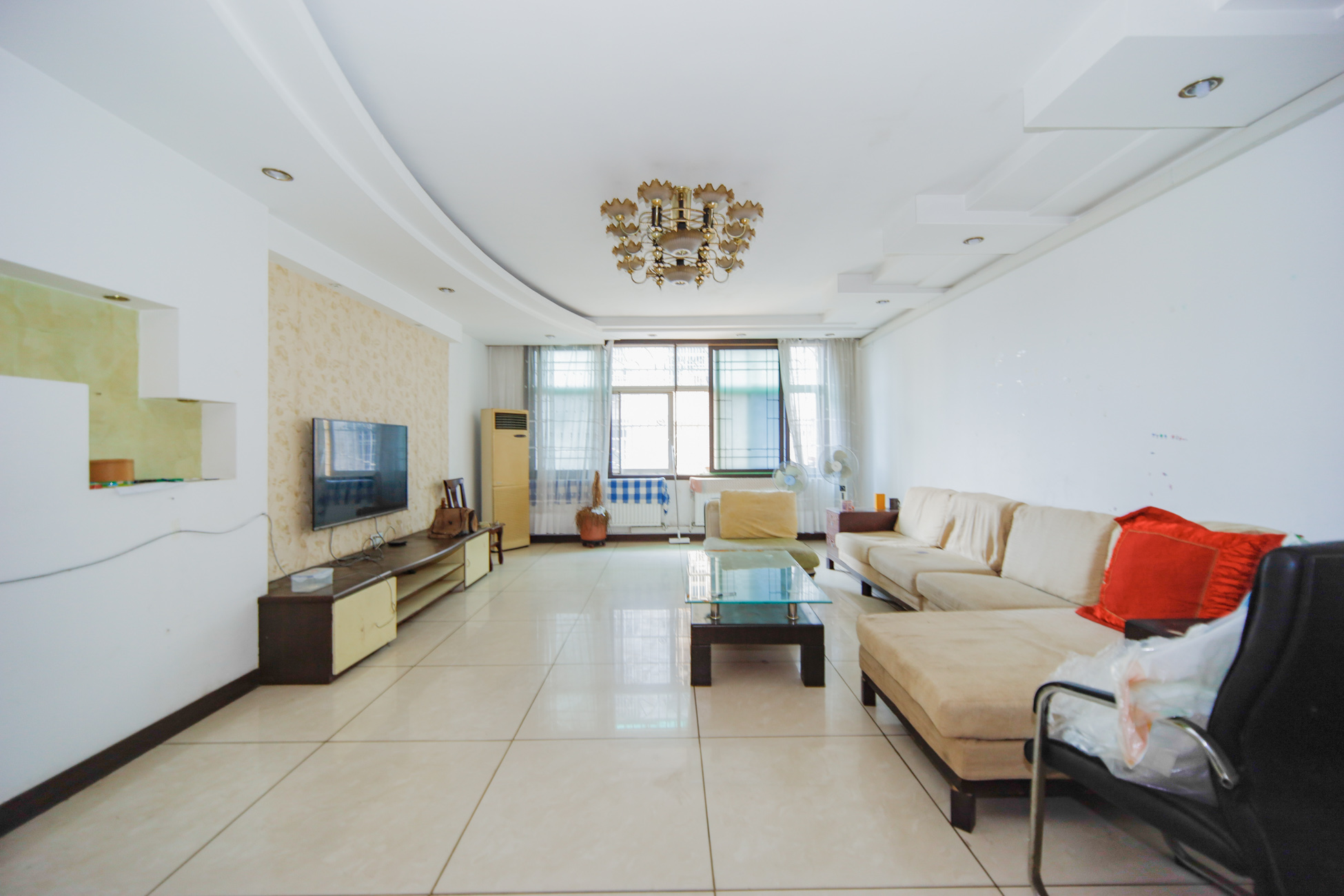 富绿山庄  4室2厅2卫    85.0万