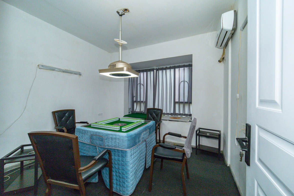 中建悦和城  3室2厅2卫   92.00万卧室