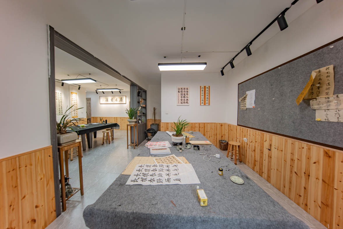 建投象山国际  3室2厅2卫   145.80万卧室