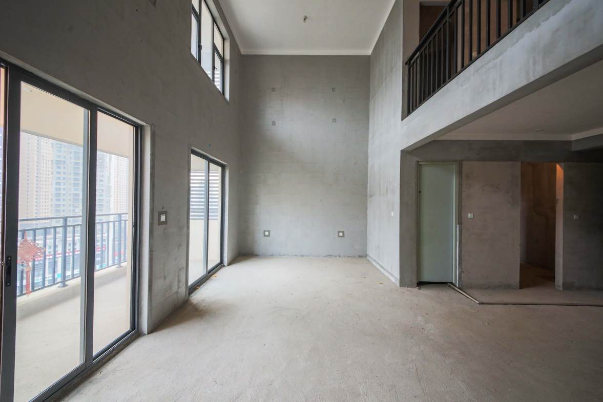 中建钰和城  4室2厅2卫   180.00万室内图1