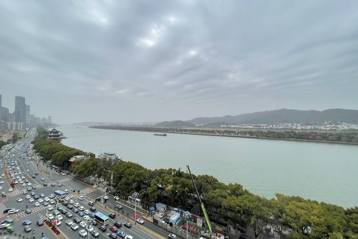华远隆玺  4室2厅4卫   970.00万室内图1