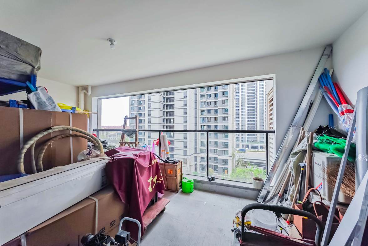 建发玖洲观澜  4室2厅2卫   188.00万其他