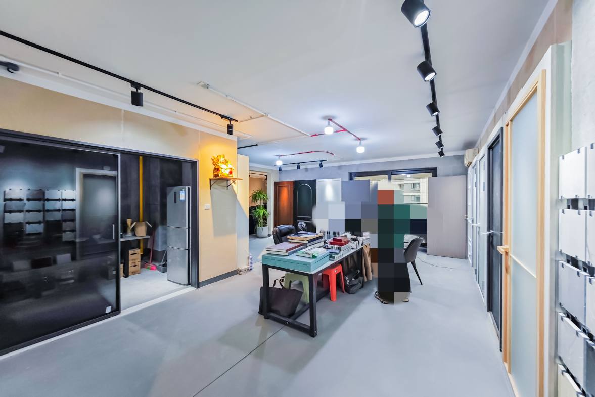 建发玖洲观澜  4室2厅2卫   188.00万客厅