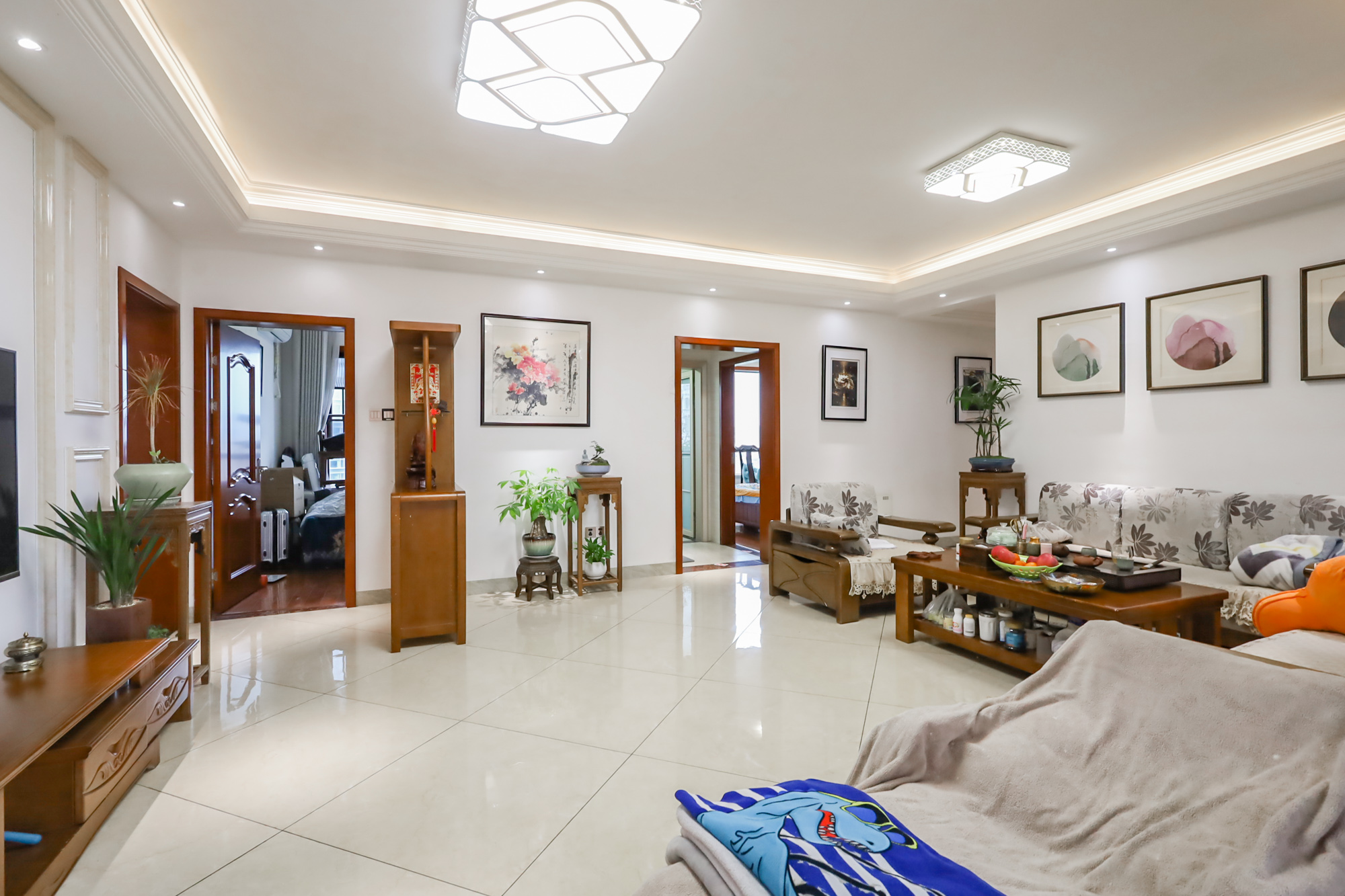 世茂外滩里（世茂铂翠湾三期）  4室2厅2卫    269.0万