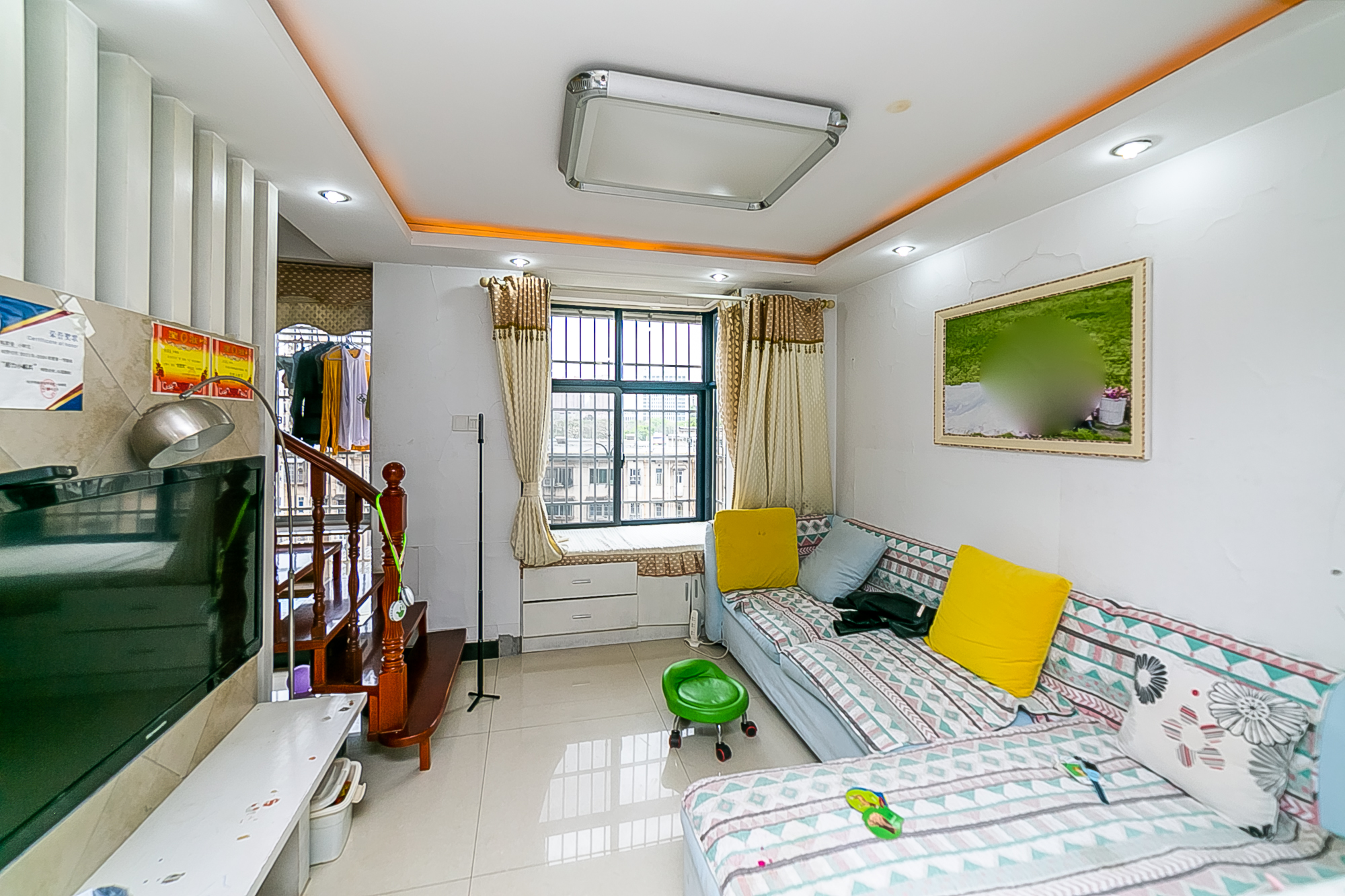 加加大街（华景苑）  3室2厅1卫    65.0万