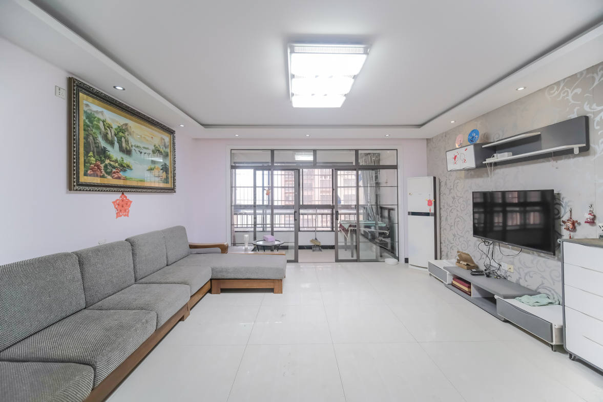 好望谷  3室2厅2卫    93.8万室内图1