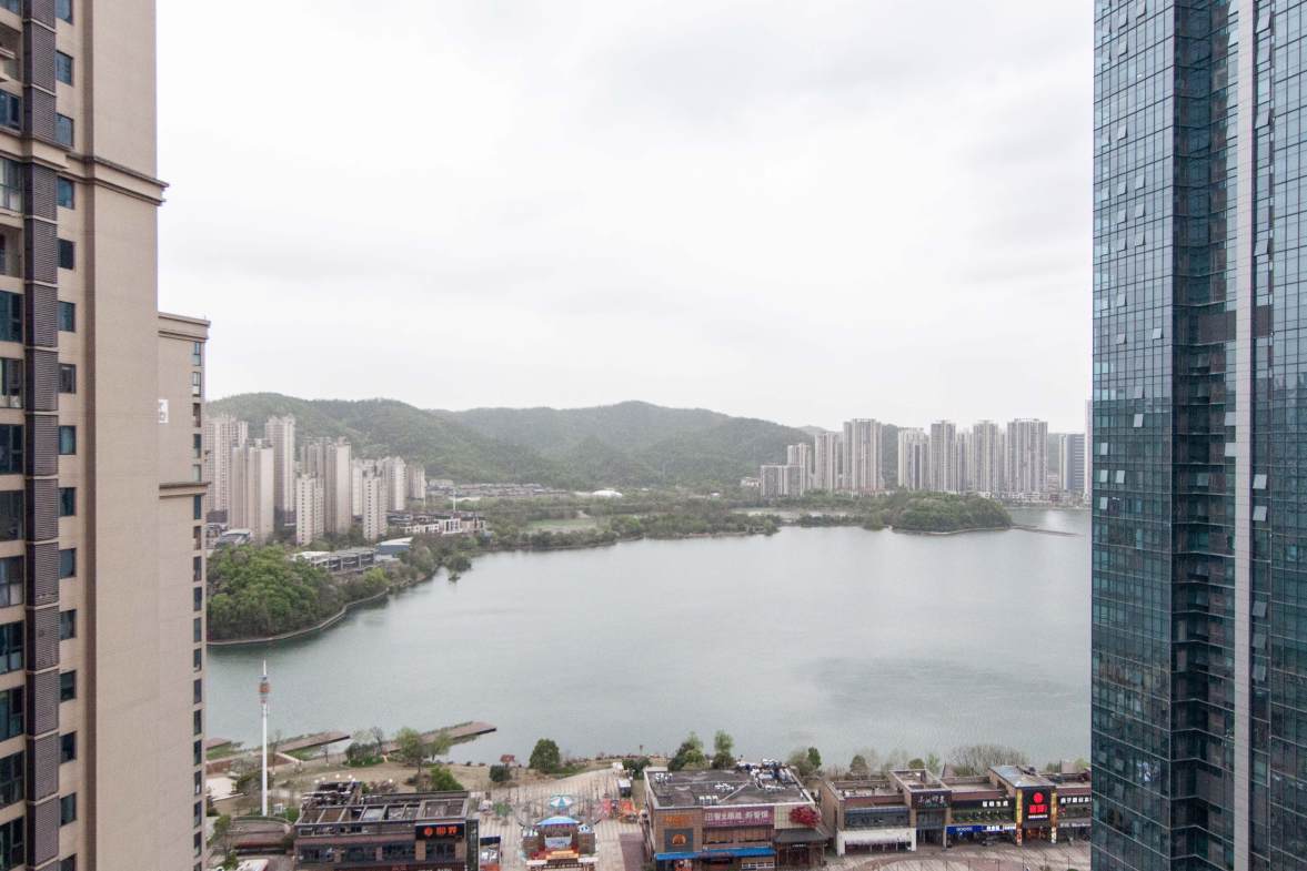 中建梅溪湖中心  3室2厅1卫   132.00万其他