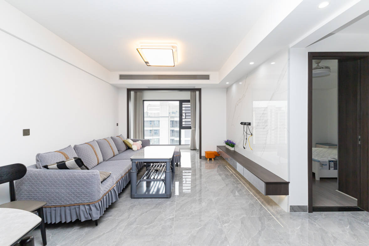 越秀湘江星汇城二期  4室2厅2卫    150.0万室内图1