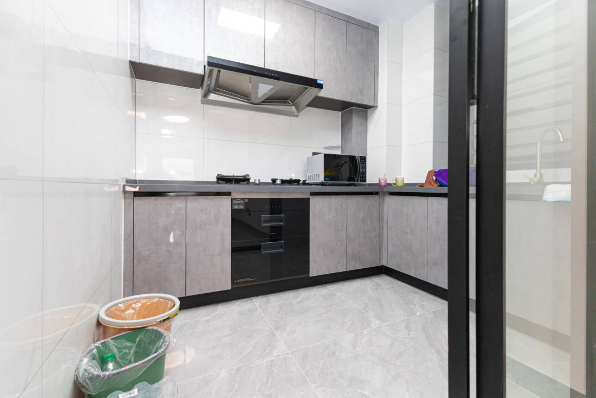 越秀湘江星汇城二期  4室2厅2卫    150.0万厨房