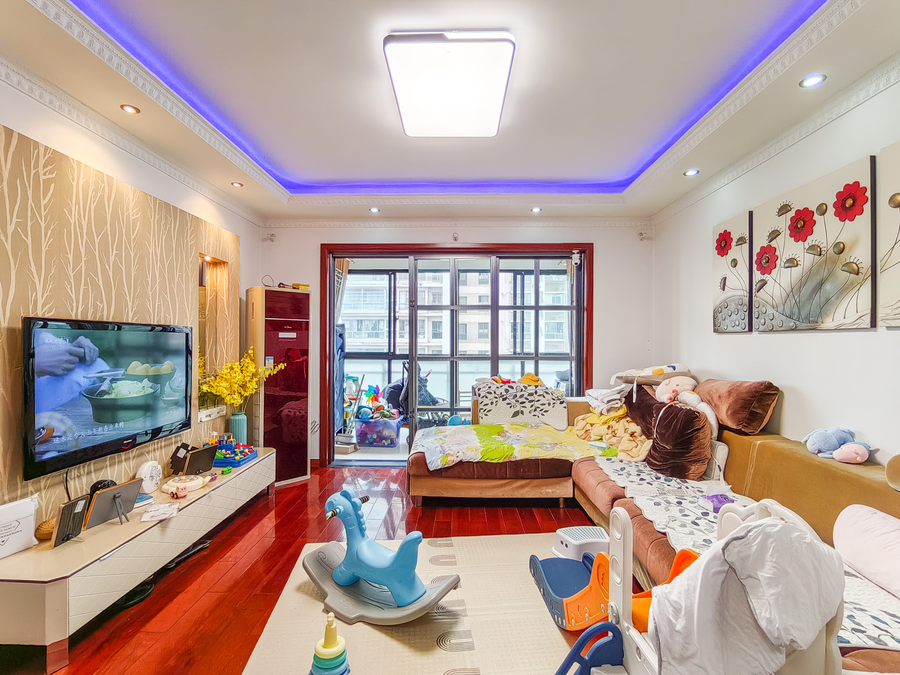 尚都花园城  3室2厅2卫    61.8万