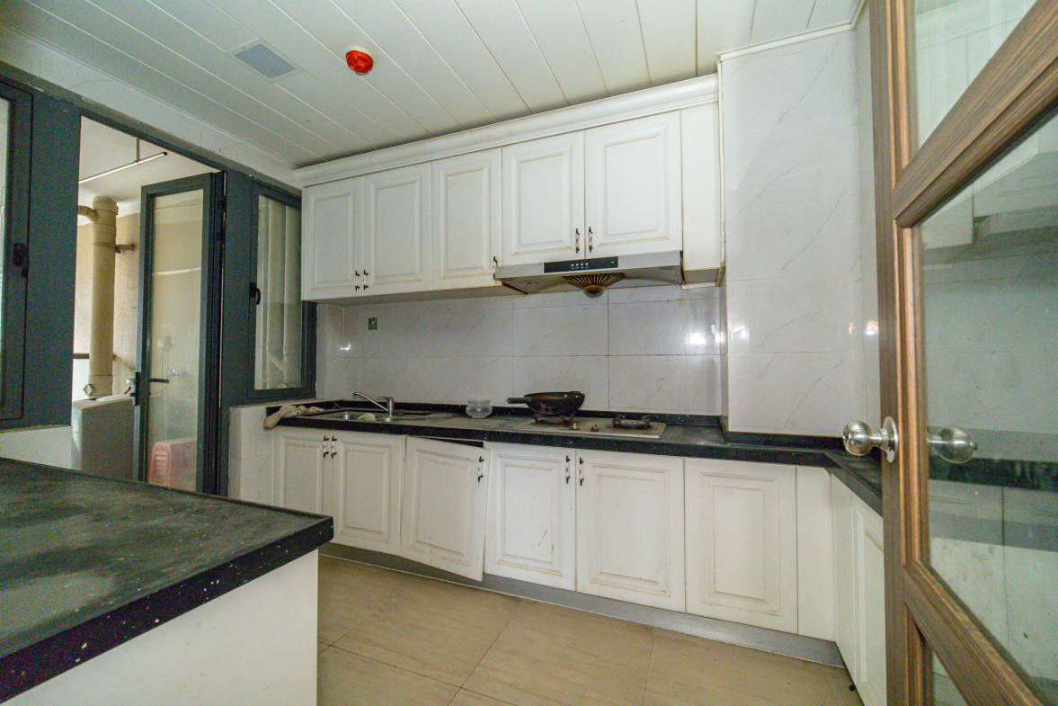 碧桂园威尼斯城  4室2厅2卫    100.98万厨房