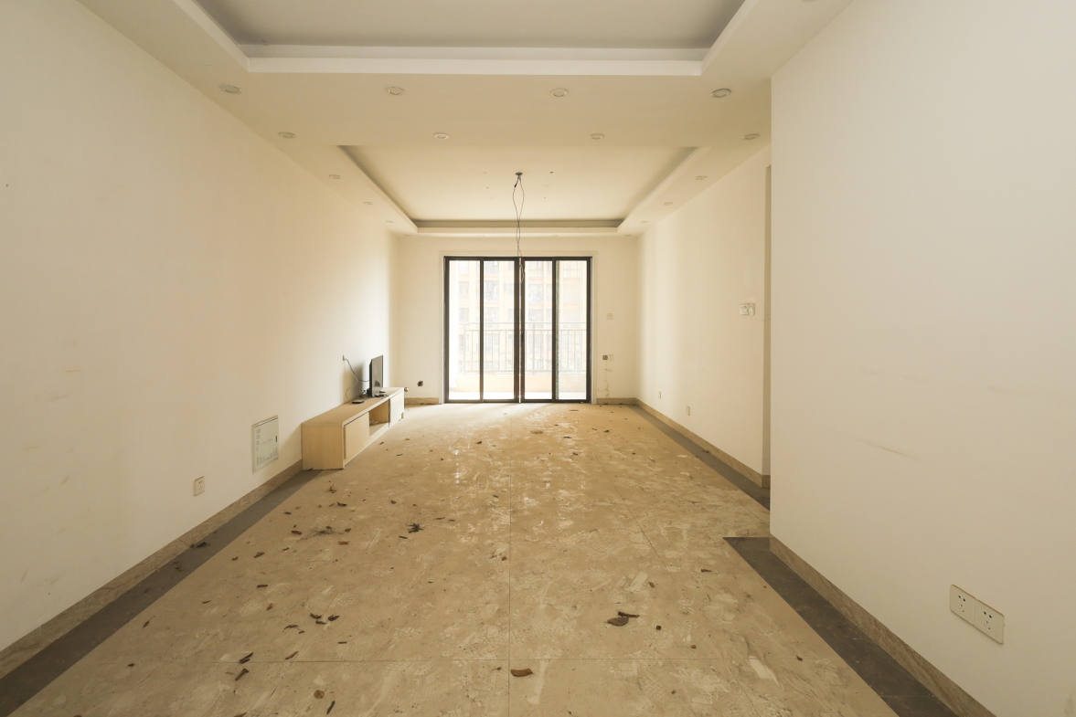 湘诚德峰小区  3室2厅1卫   86.00万室内图1