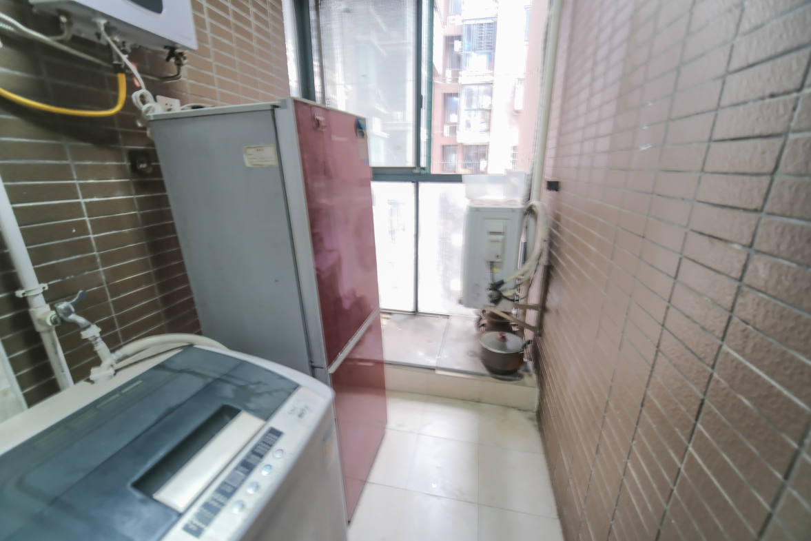圆梦完美生活  2室2厅1卫   52.80万阳台