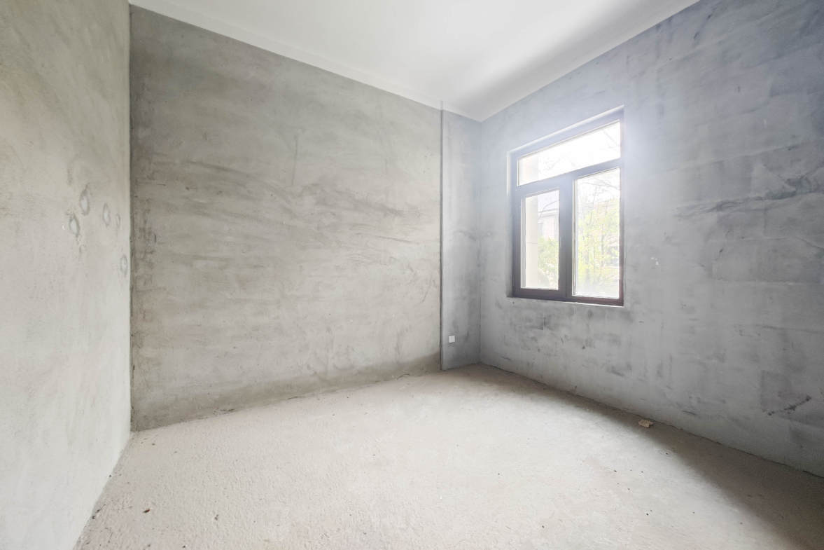 长房平和墅  5室2厅4卫    535.0万卧室