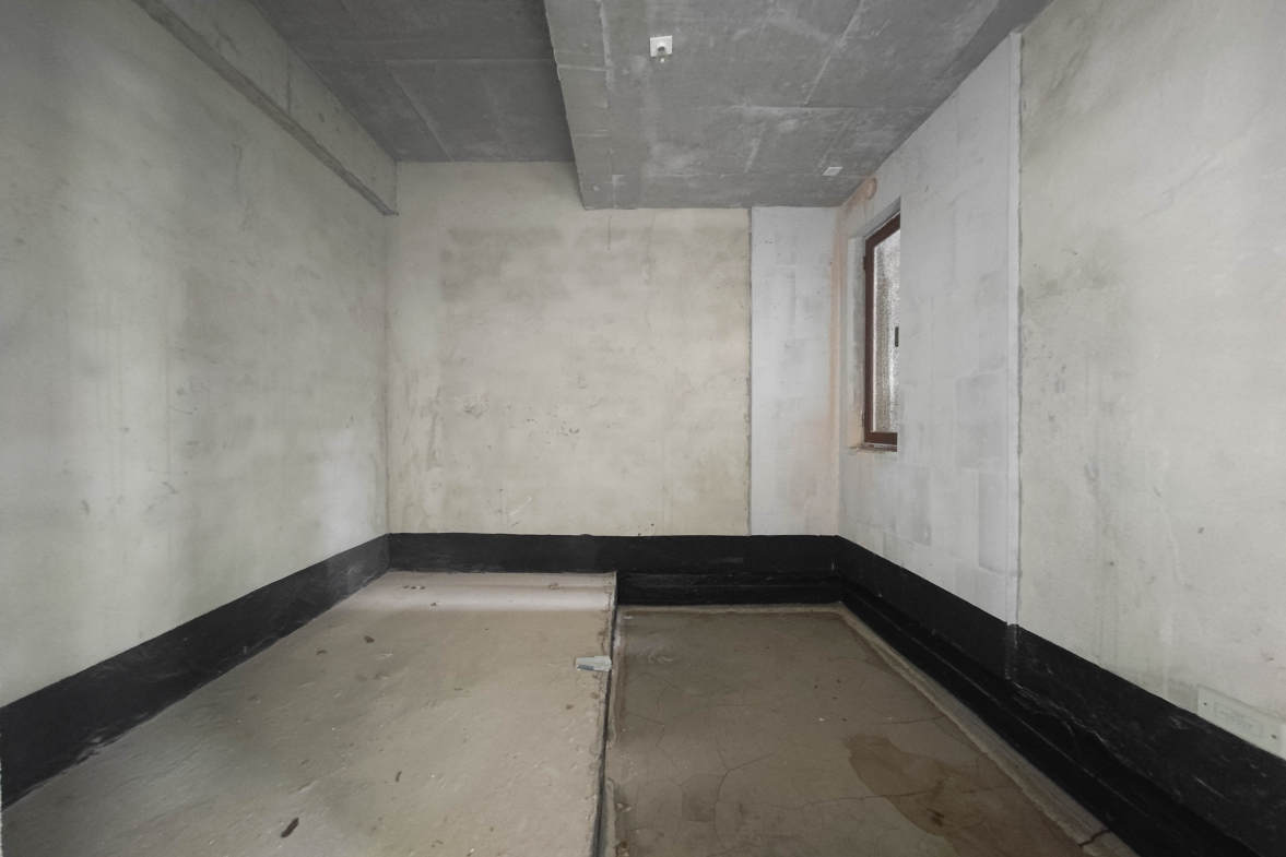 长房平和墅  5室2厅4卫    535.0万其他