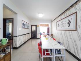 高桥现代商贸城  2室1厅1卫    55.0万