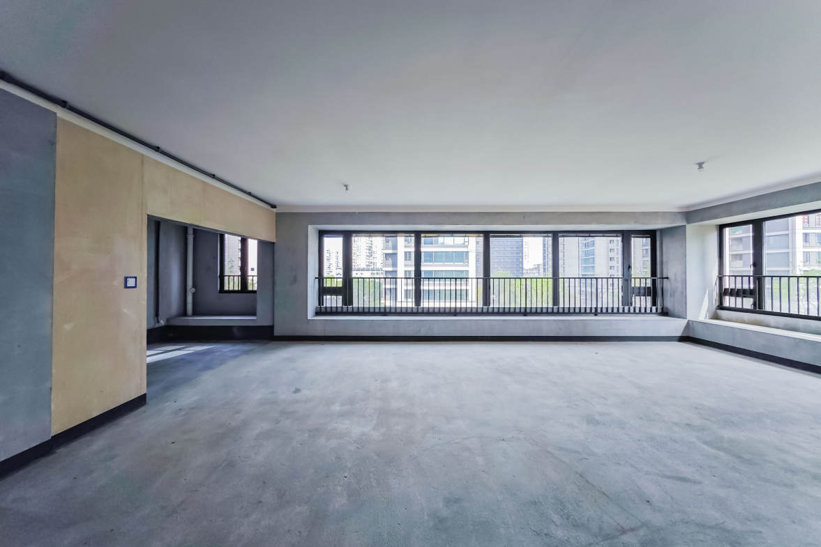建发玖洲观澜  5室2厅2卫   317.00万其他