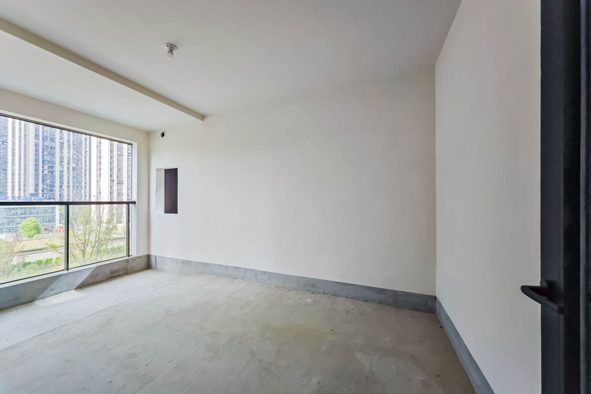 建发玖洲观澜  5室2厅2卫   317.00万其他