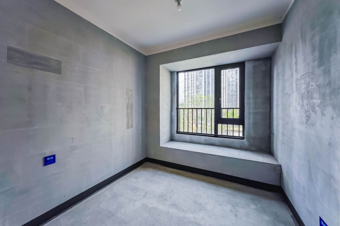 建发玖洲观澜  5室2厅2卫   317.00万其他