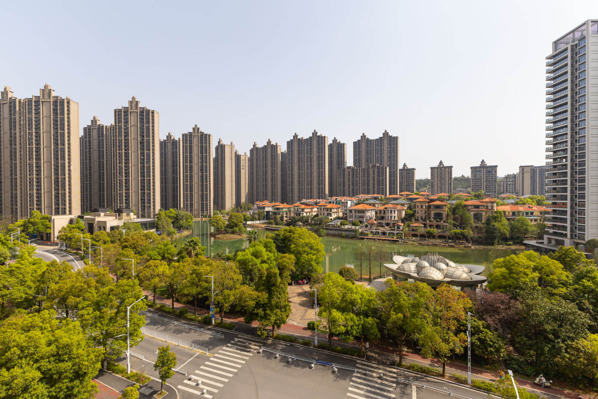 长沙玫瑰园  4室2厅2卫   159.80万其他
