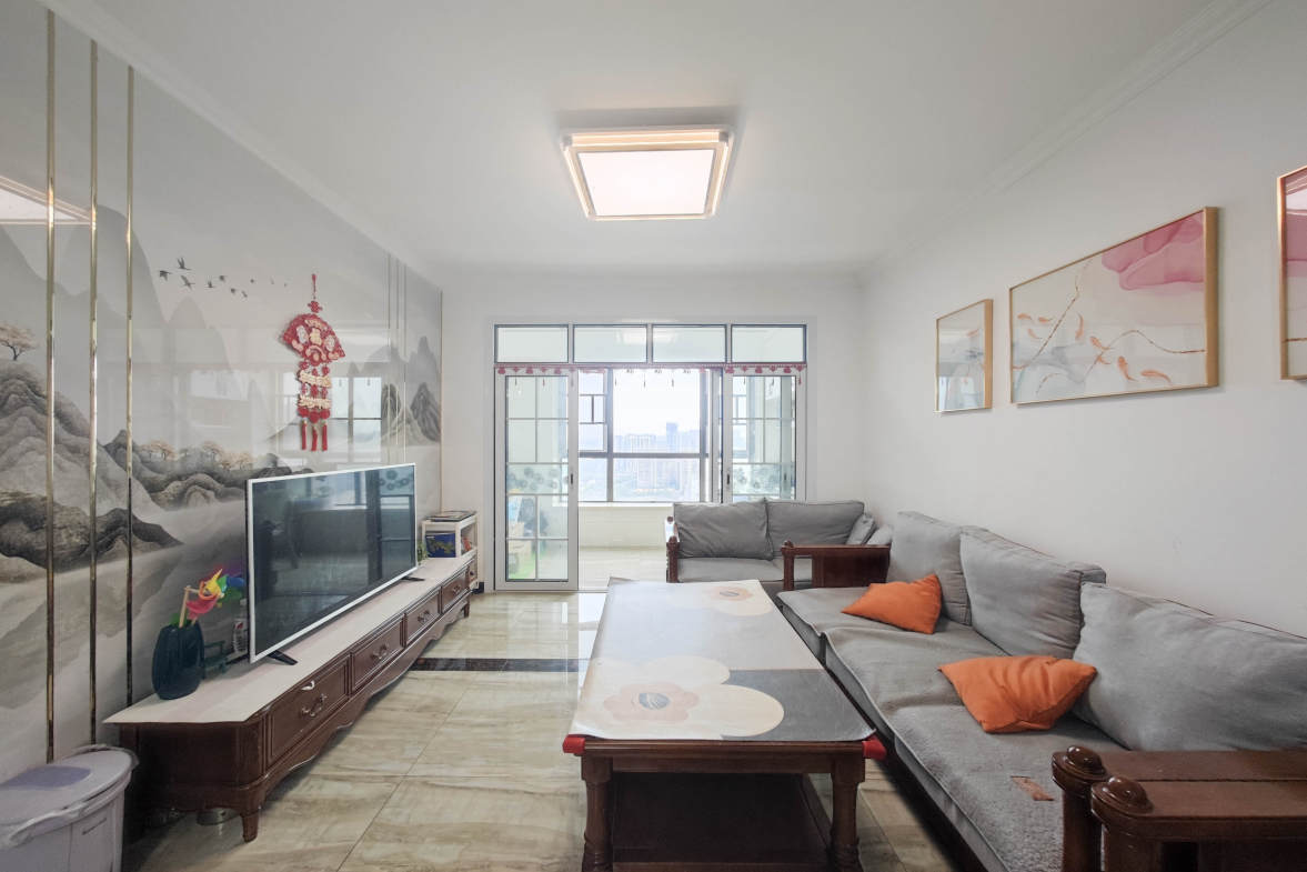 阳光城尚东湾青云苑 2室2厅2卫 75.0万 阳光城尚东湾青云苑 2室2厅2卫 75.0万客厅