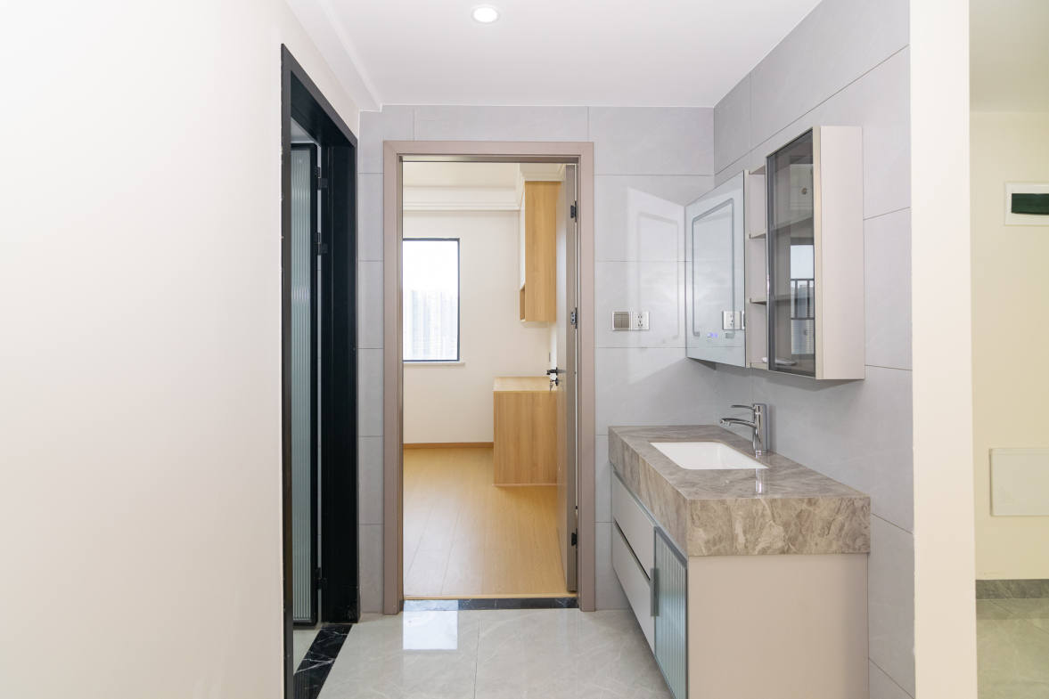 澳海月亮湾  3室2厅2卫    78.0万其他