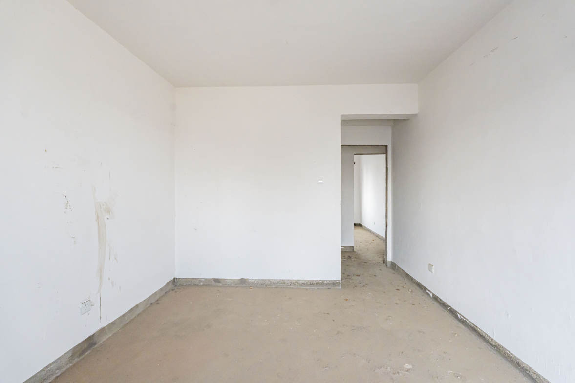 绿洲花园  3室2厅2卫    109.0万卧室