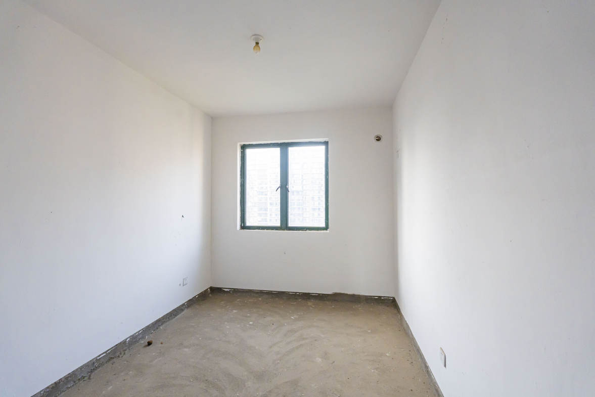 绿洲花园  3室2厅2卫    109.0万卧室