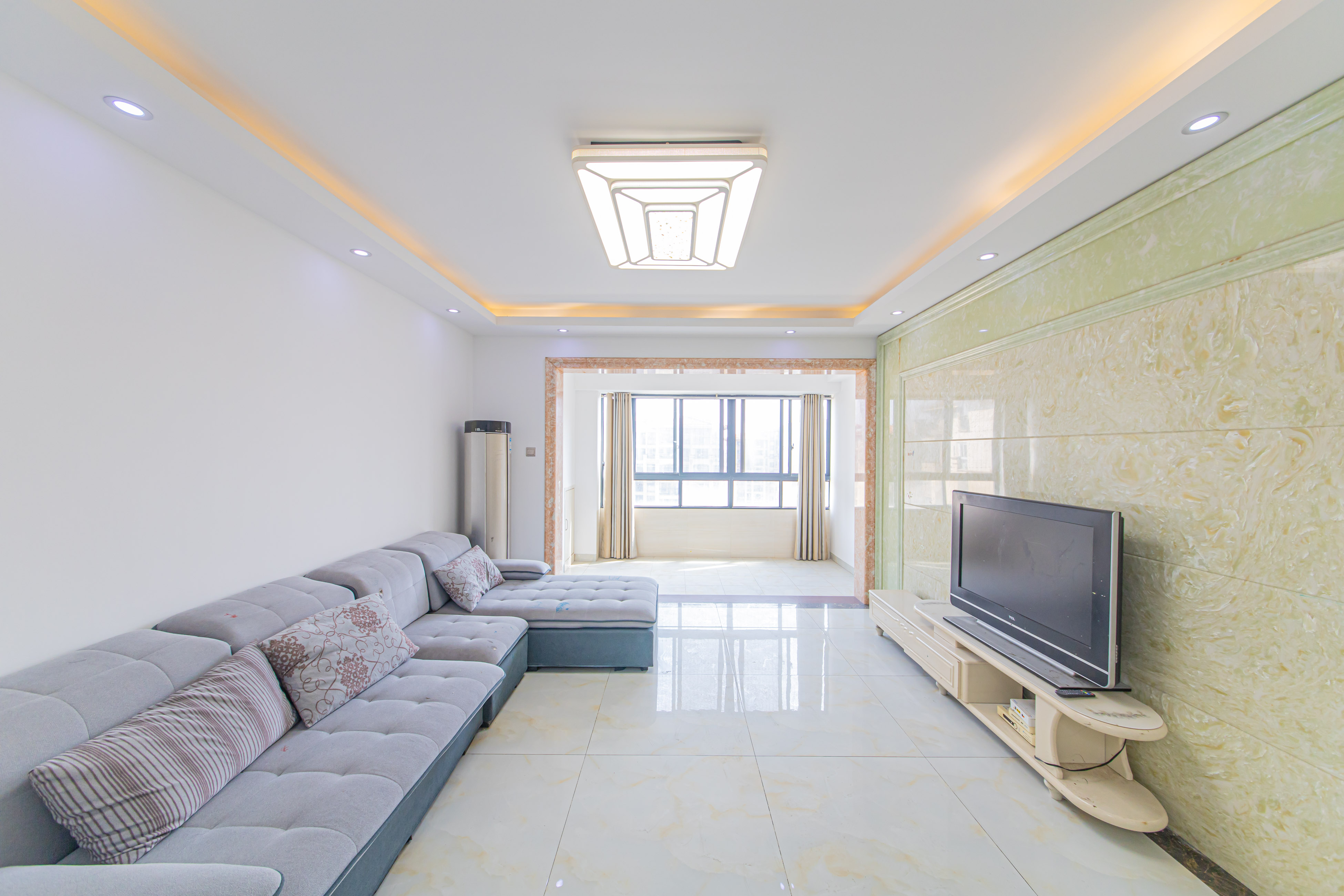 中建芙蓉嘉苑  3室2厅2卫    124.98万