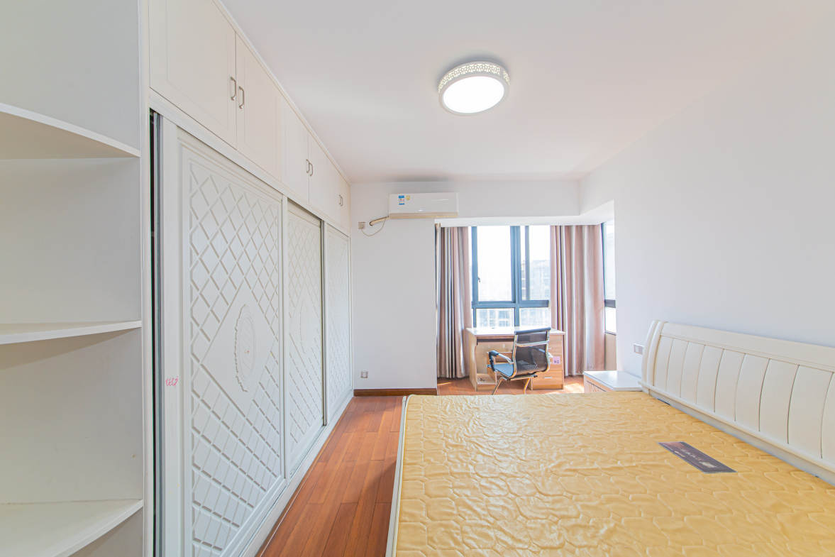 中建芙蓉嘉苑  3室2厅2卫    124.98万卧室
