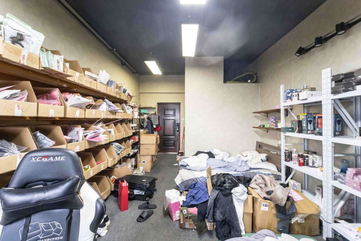 长城万悦汇  1室1厅1卫   32.00万室内图1