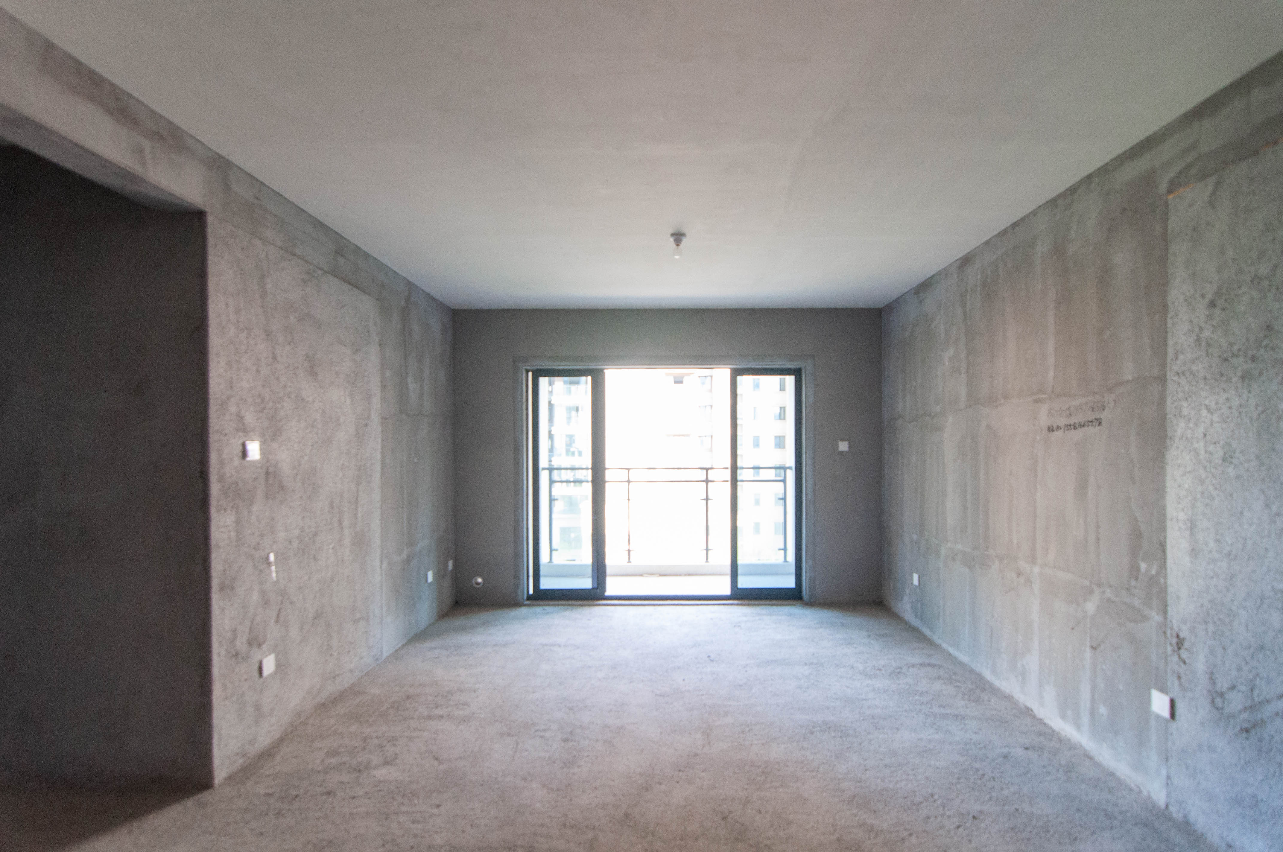 振业城四期  3室2厅2卫    151.8万