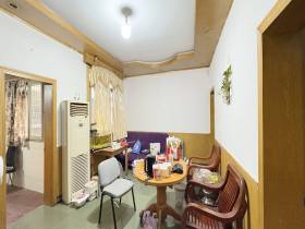 市直属机关宿舍  2室1厅1卫   39.80万