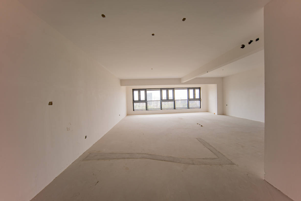 建投象山国际  4室2厅2卫   186.00万客厅