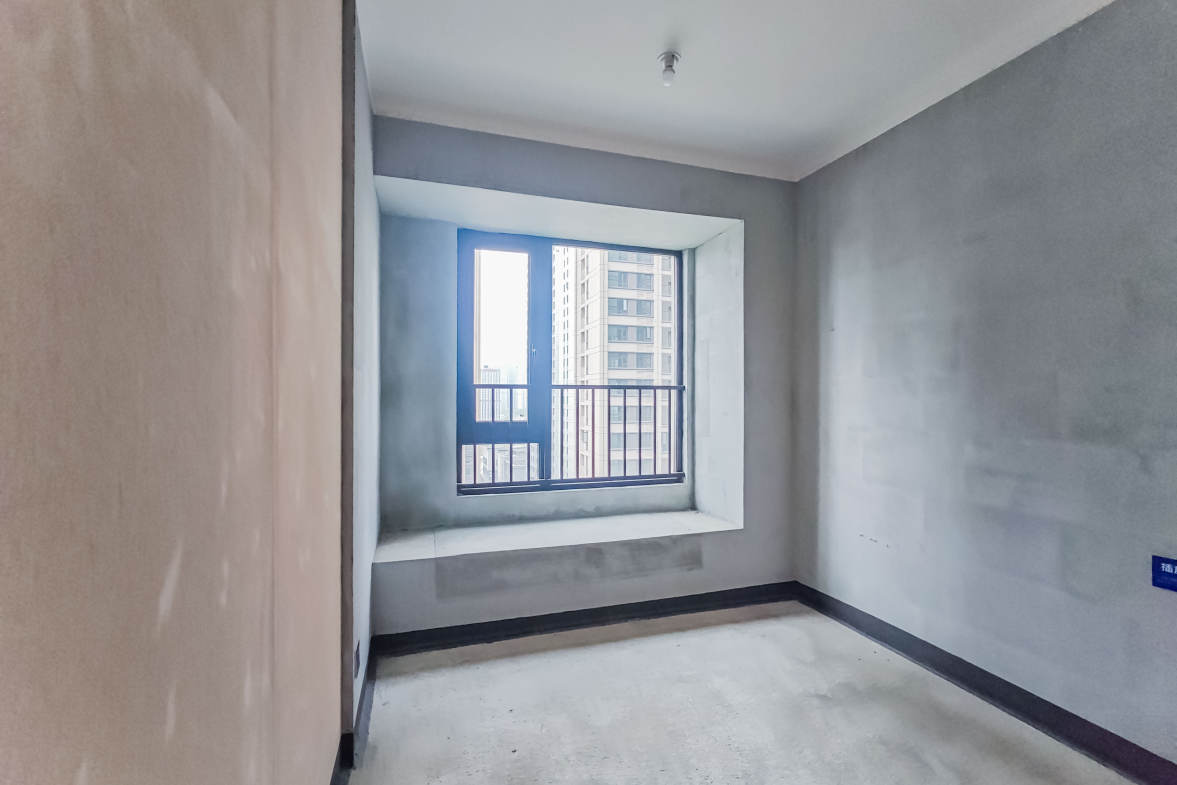 建发玖洲观澜  4室2厅2卫   275.00万其他