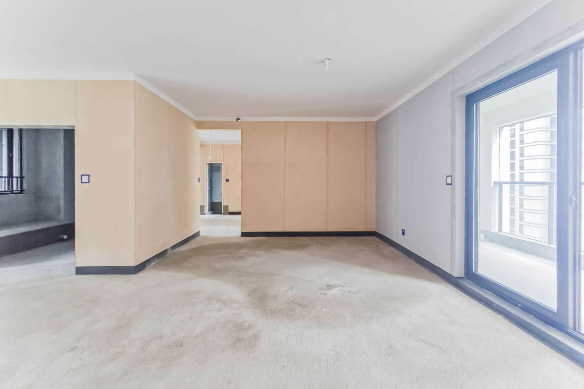 建发玖洲观澜  4室2厅2卫   275.00万客厅