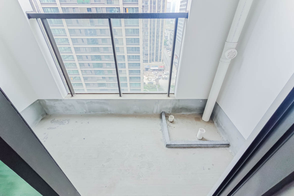 建发玖洲观澜  4室2厅2卫   275.00万其他