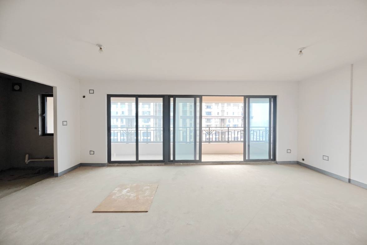 建发中央悦府  3室2厅2卫   168.00万客厅