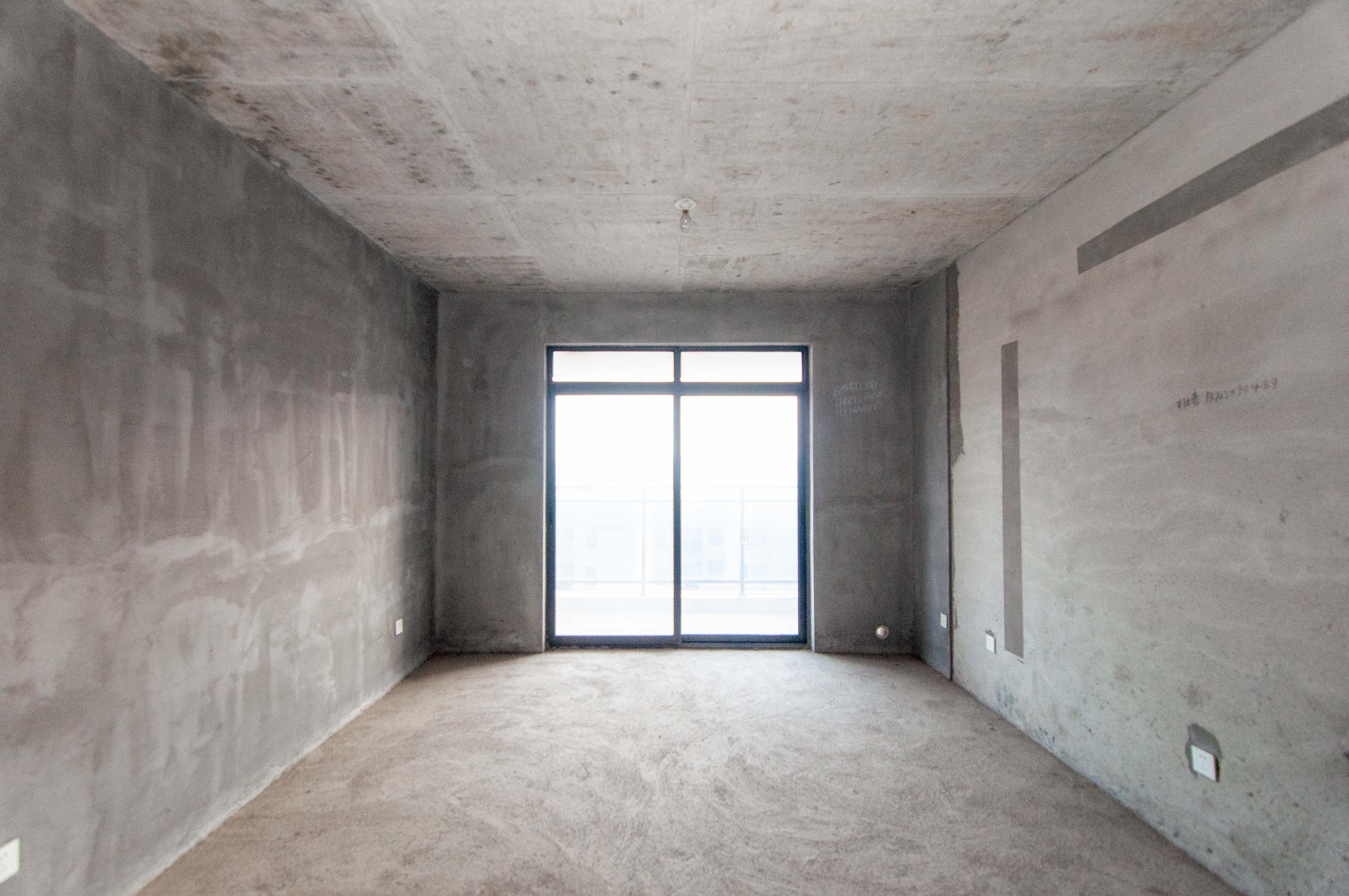 中央美郡  4室2厅2卫    198.8万