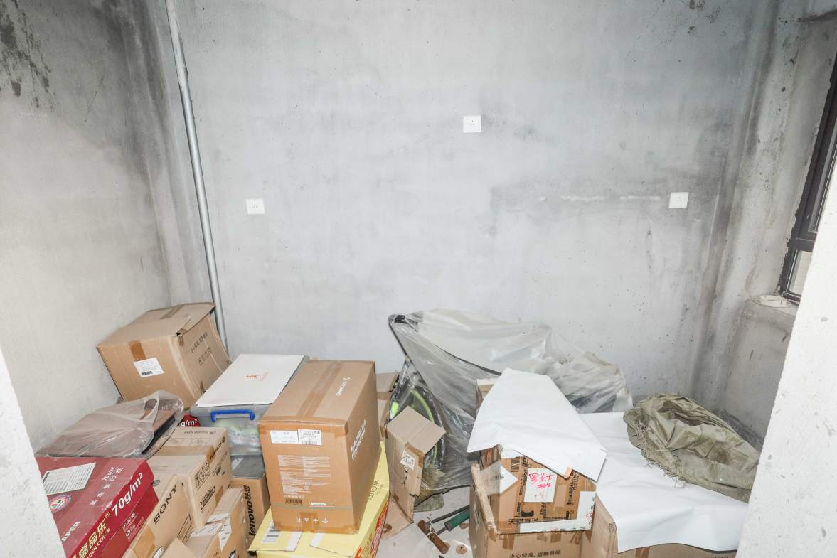 保利麓谷林语F区  3室2厅1卫   90.00万厨房