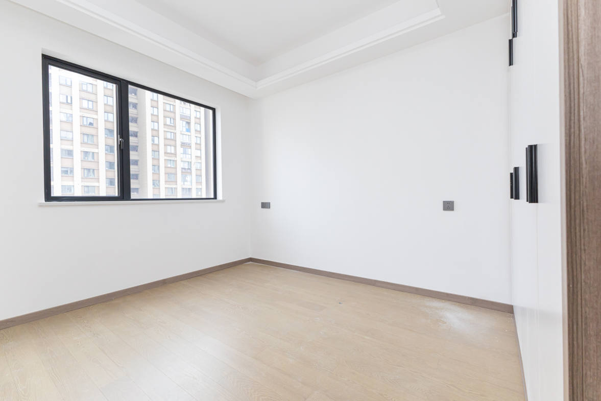 金富湘江悦城  3室2厅1卫    120.0万卧室