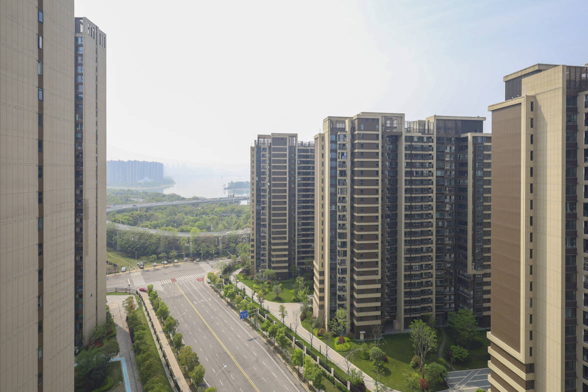 中欣楚天御府E区  4室2厅2卫   210.00万其他