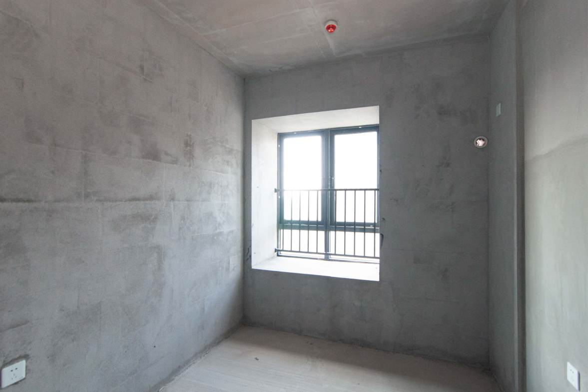 中建梅溪湖中心  4室2厅2卫   220.00万其他