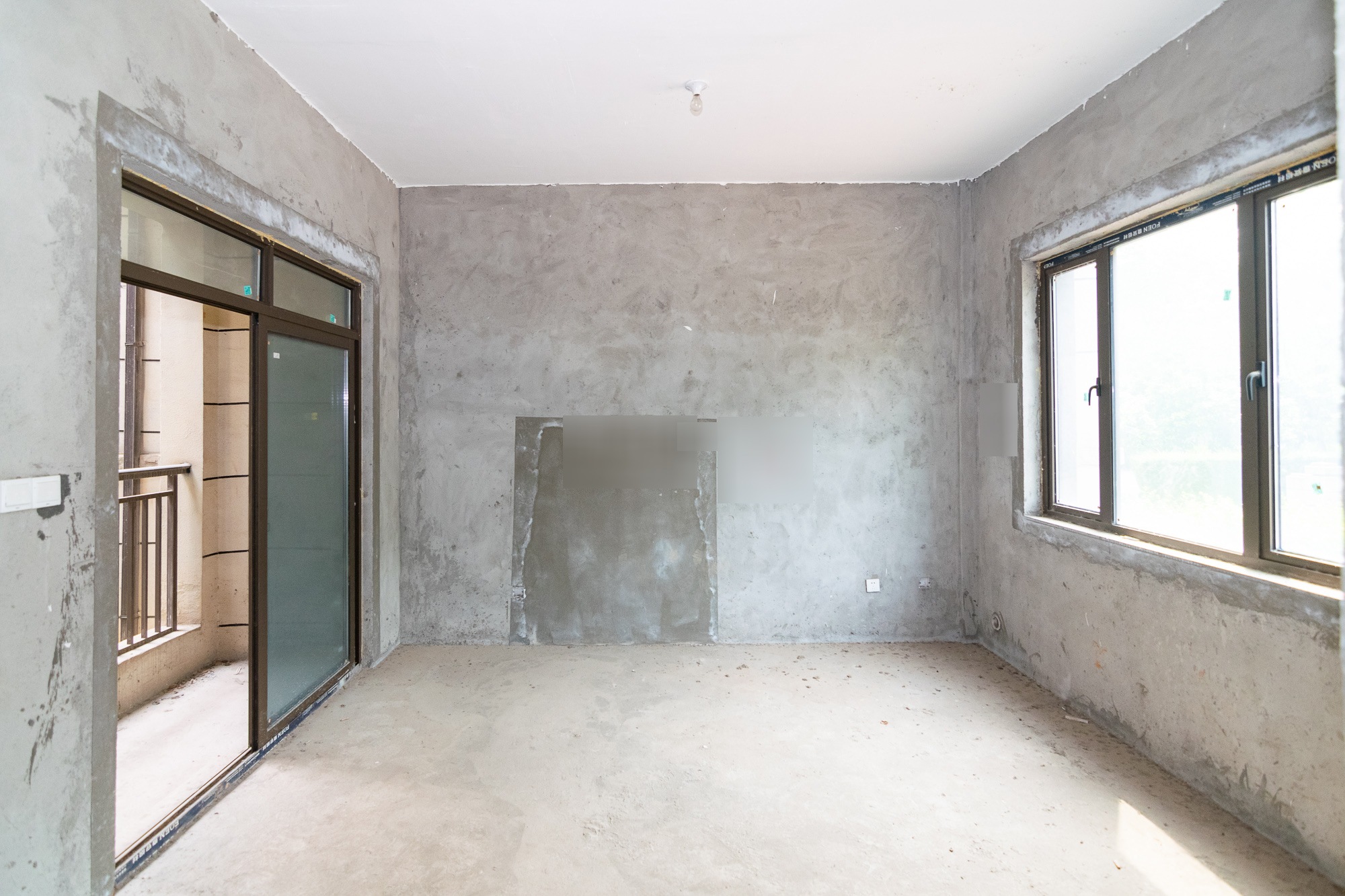 澳海望洲府  6室2厅4卫    200.0万