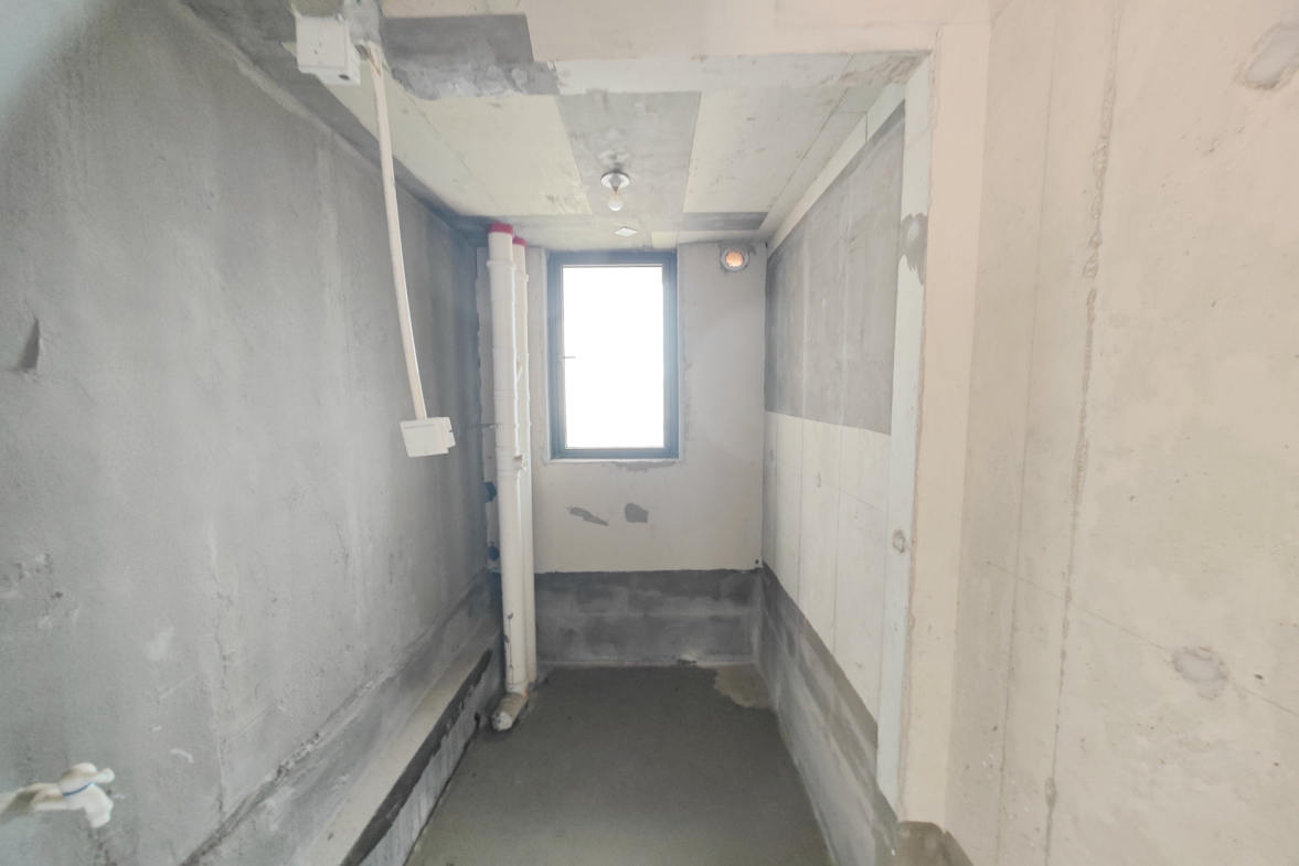 建发中央悦府  4室2厅2卫   225.00万其他