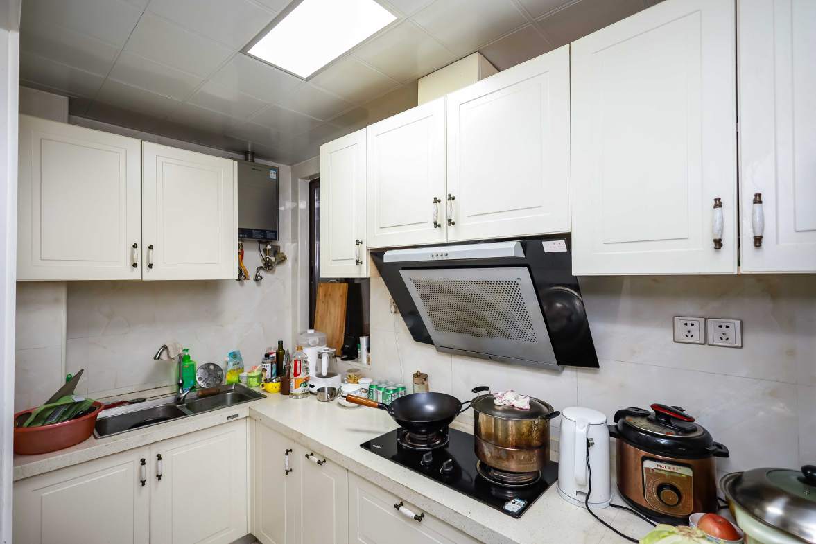 奥克斯缔壹城  3室1厅1卫    85.0万厨房