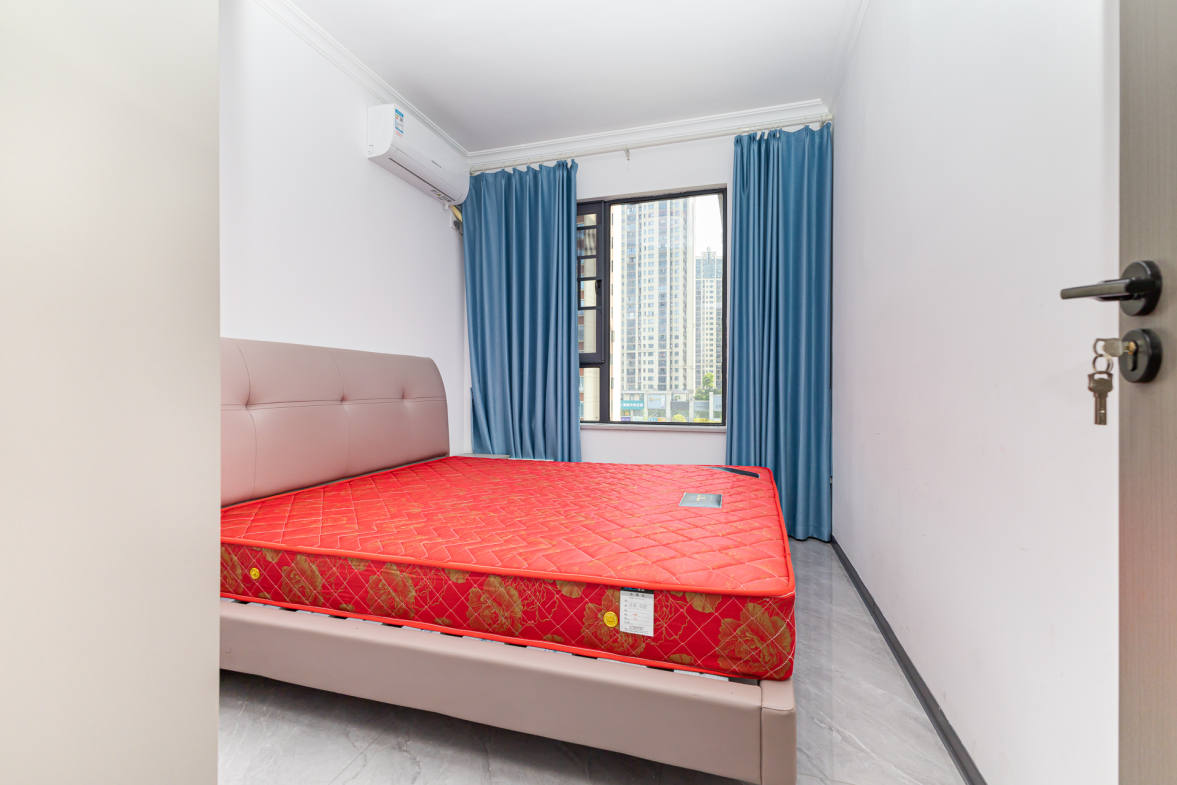 顺舟旺城 4室2厅2卫 110.0万 顺舟旺城 4室2厅2卫 110.0万卧室