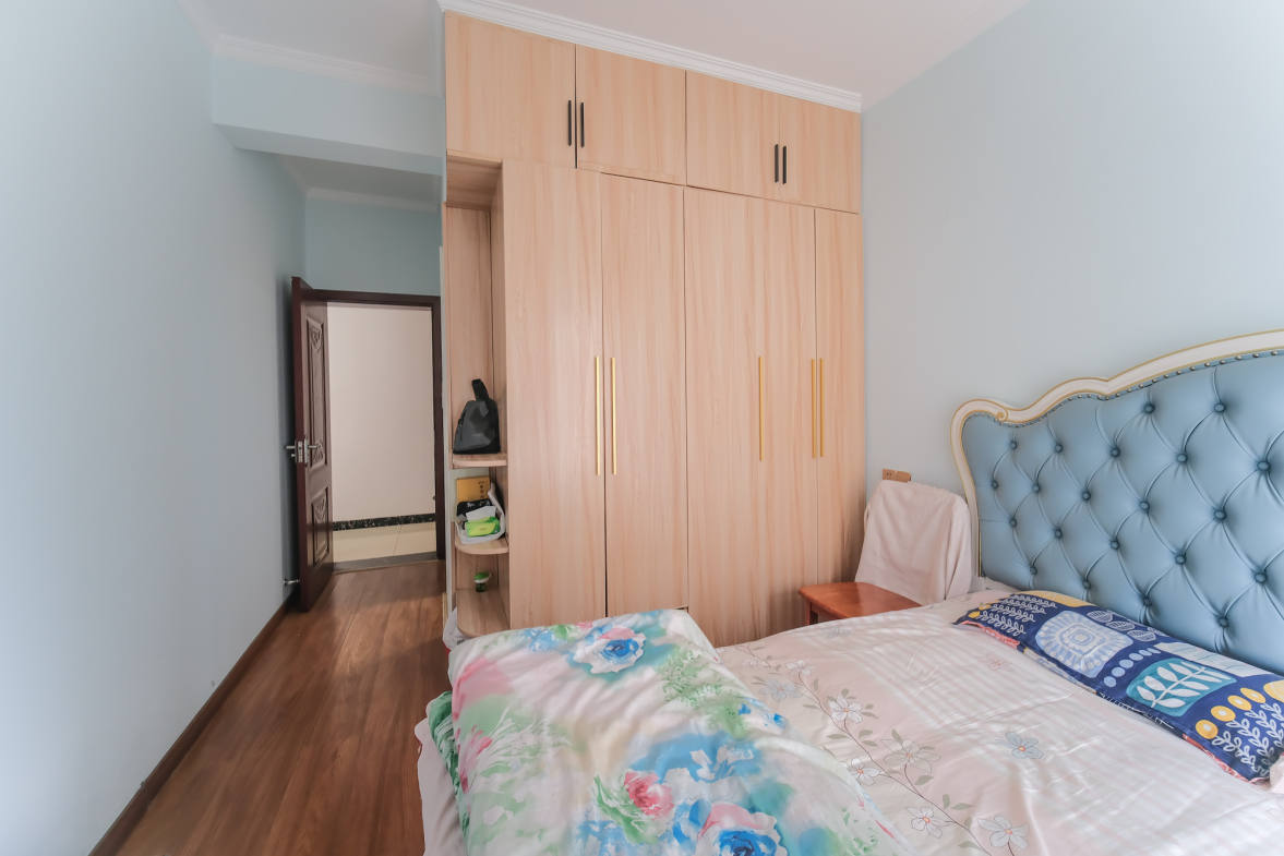 星雅美辰  3室2厅2卫    89.8万卧室